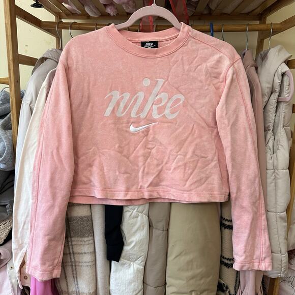 Nike Women's Cropped Washed Sweatshirt Size Medium BQ8031-697 Baby Pink - Picture 6 of 8